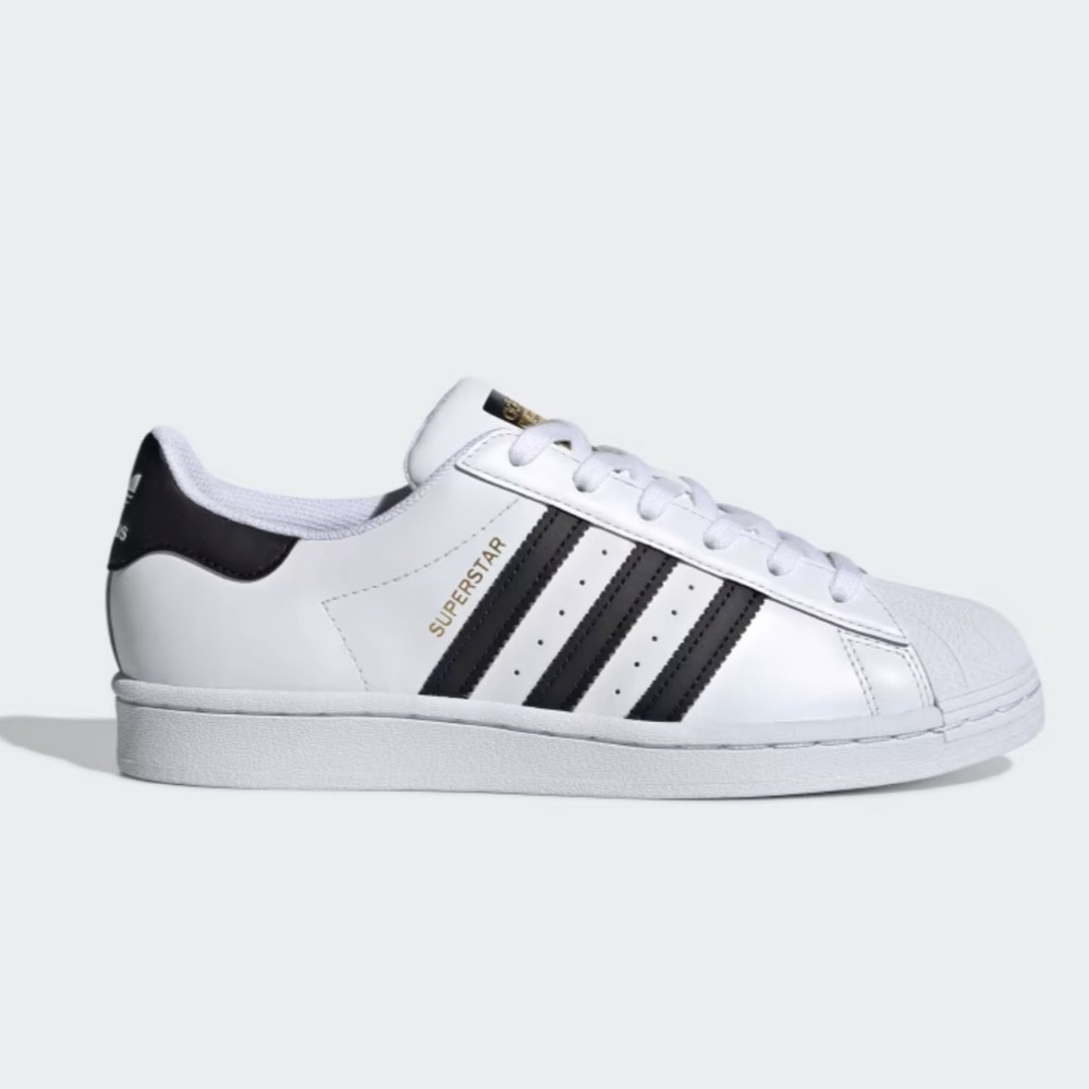 Adidas Superstar Sneakers